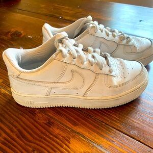 Nike Air Force 1 🔥 size 4.5 youth GUC